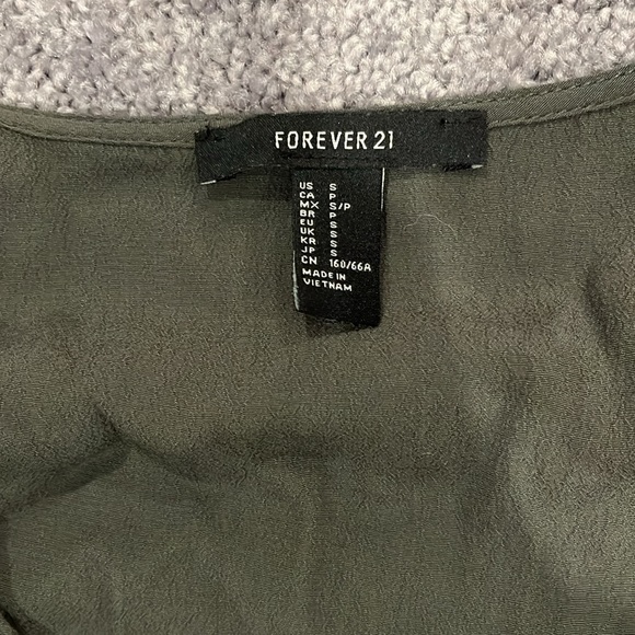 F21 Olive Romper - Picture 2 of 4